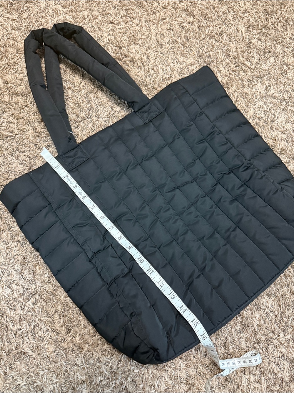 GAP Quilted Puffer Tote - Black - Picture 9 of 10